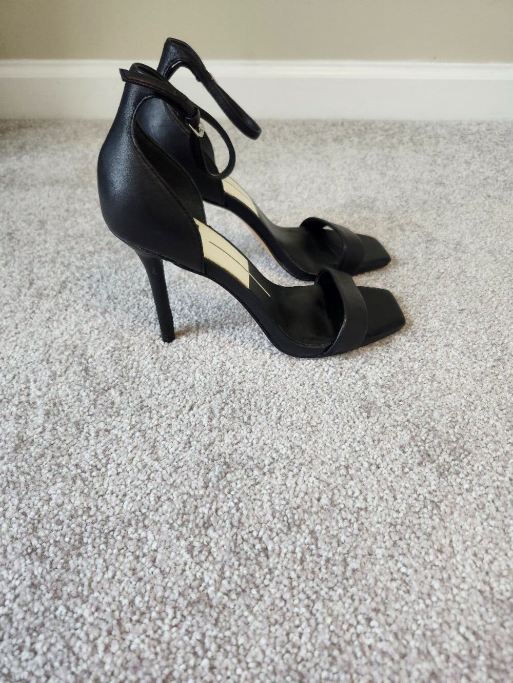 Women's dolce vita Black Open Toe Heels / Size: 7
